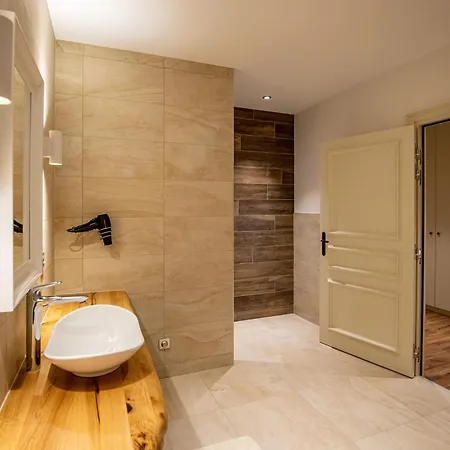 Bel Esprit - D'hotes Bed & Breakfast Kalhausen