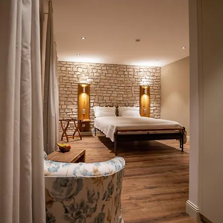 Bel Esprit - D'hotes Bed & Breakfast